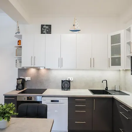 Silveritas Apartman Σίοφοκ
