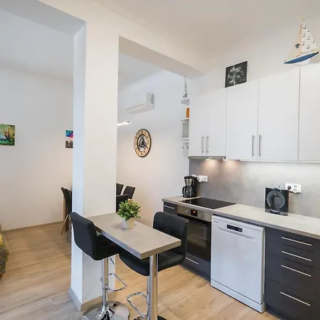 Διαμέρισμα Silveritas Apartman