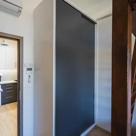 Silveritas Apartman Διαμέρισμα *